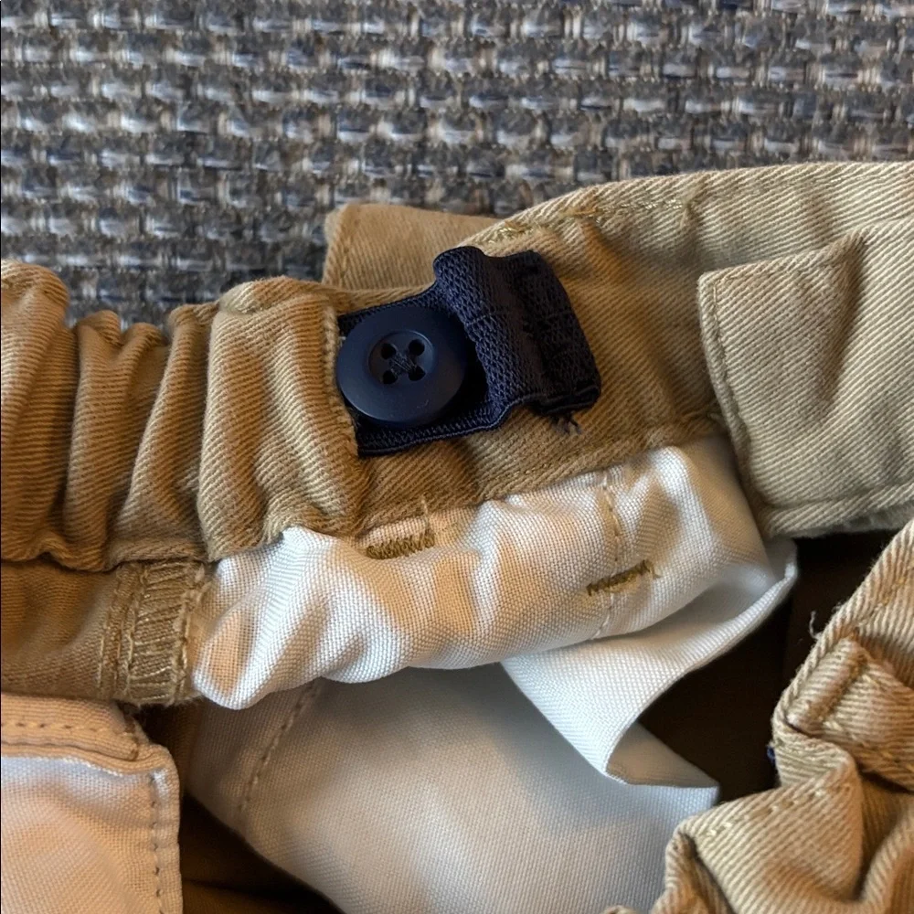 5/$25 🌟 the Children’s Place Khaki Chinos – 12-18 Months – Classic & Comfy! 🤎